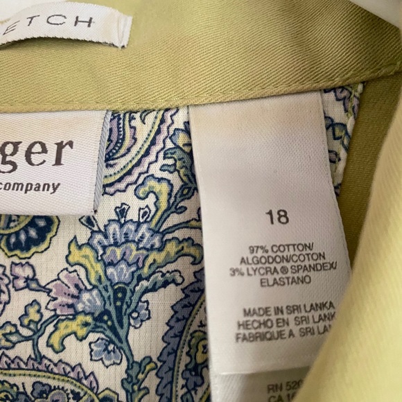 Lightweight jacket - Picture 3 of 3